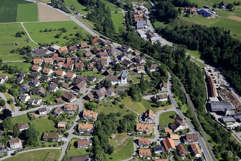 In Effretikon plant, realisiert und betreibt Energie 360° einen Energieverbund für rund 3000 Haushalte.