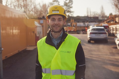 Teilprojektleiter Jörg Bauer ist für die Seewasserzentrale des Energieverbunds Lengg zuständig, die derzeit gebaut wird.