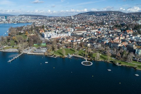 Teaser-Zuerichsee-Tiefenbrunnen-Seewassernutzung-Energie360.jpg