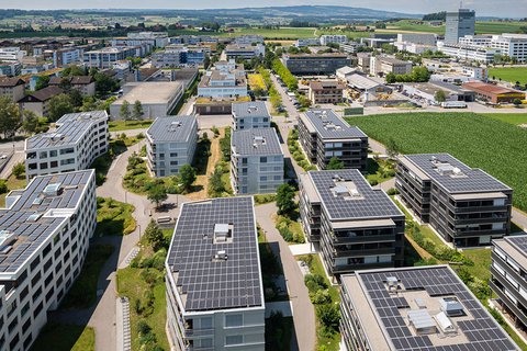 Das Areal Suurstoffi in Rotkreuz der Zug Estates AG von oben
